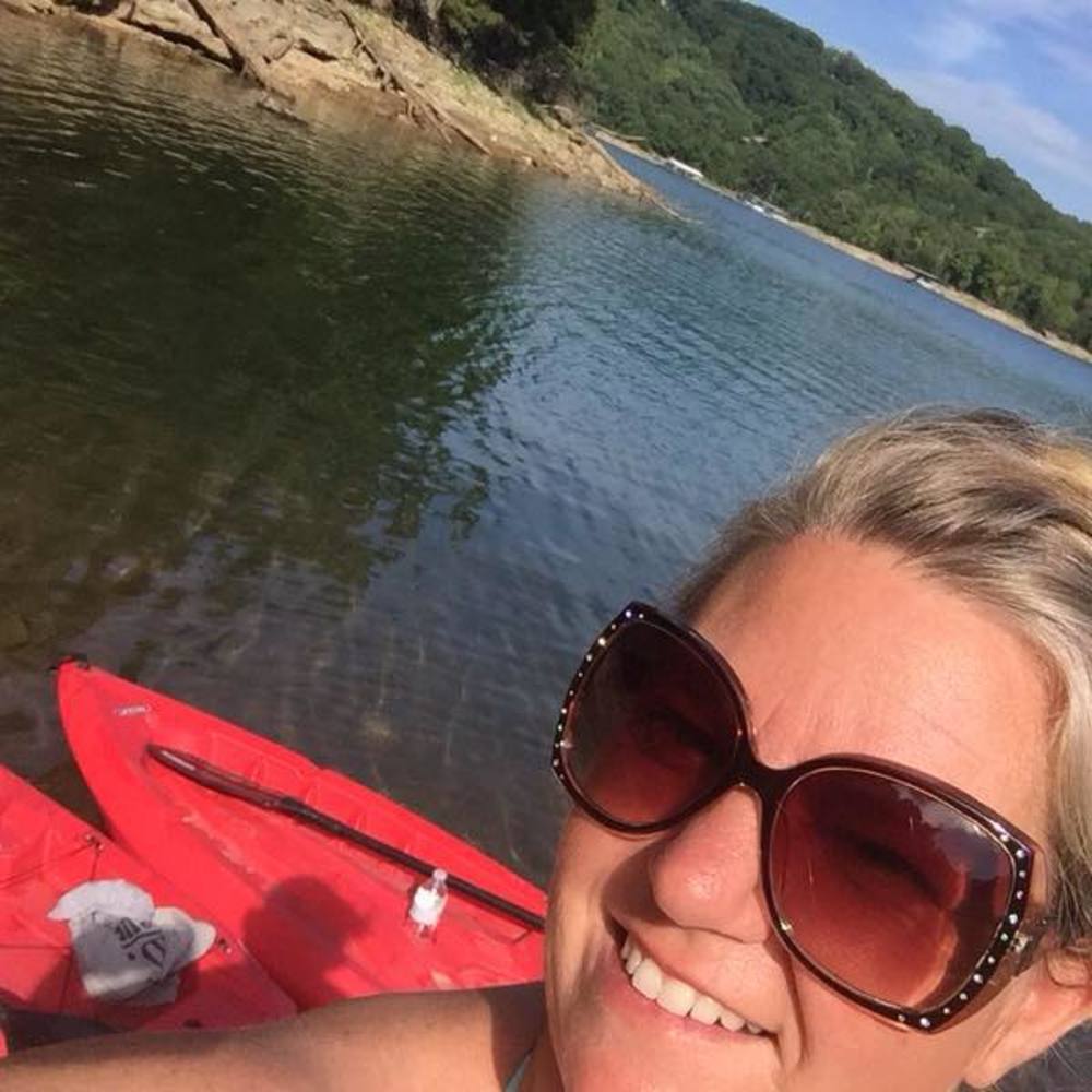 Meet your Posher, Dana